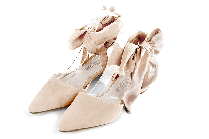 Chaussures habillées, élégantes et raffinées, ouvertes à l'arrière avec un foulard autour de la cheville, coloris rose poudré. Bout effilé. Mi-haut. Talon évasé. Cérémonie, soirée, cocktail, évènementiel. Personnalisation : Choix des cuirs, 
                des couleurs et des talons. Petites et grandes pointures. - Florence KOOIJMAN